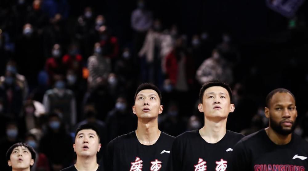 然而，目前还没有经纪人接手拉菲尼亚职业生涯的管理工作，因此德科对于这位巴西球员的未来有很多话要说。
